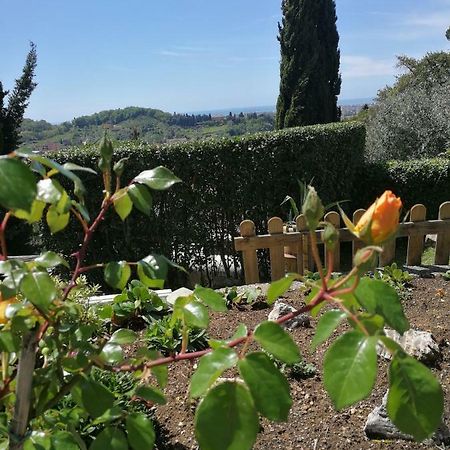 Da Adria Al Corvenale - Casa Vacanze Carrara - Villa Luaran gambar