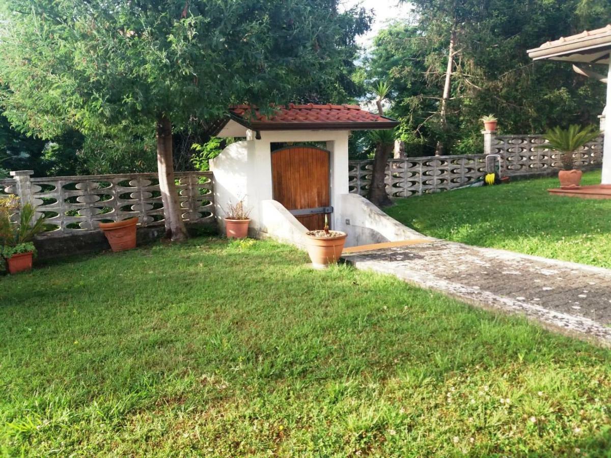 Da Adria Al Corvenale - Casa Vacanze Carrara - Villa Luaran gambar