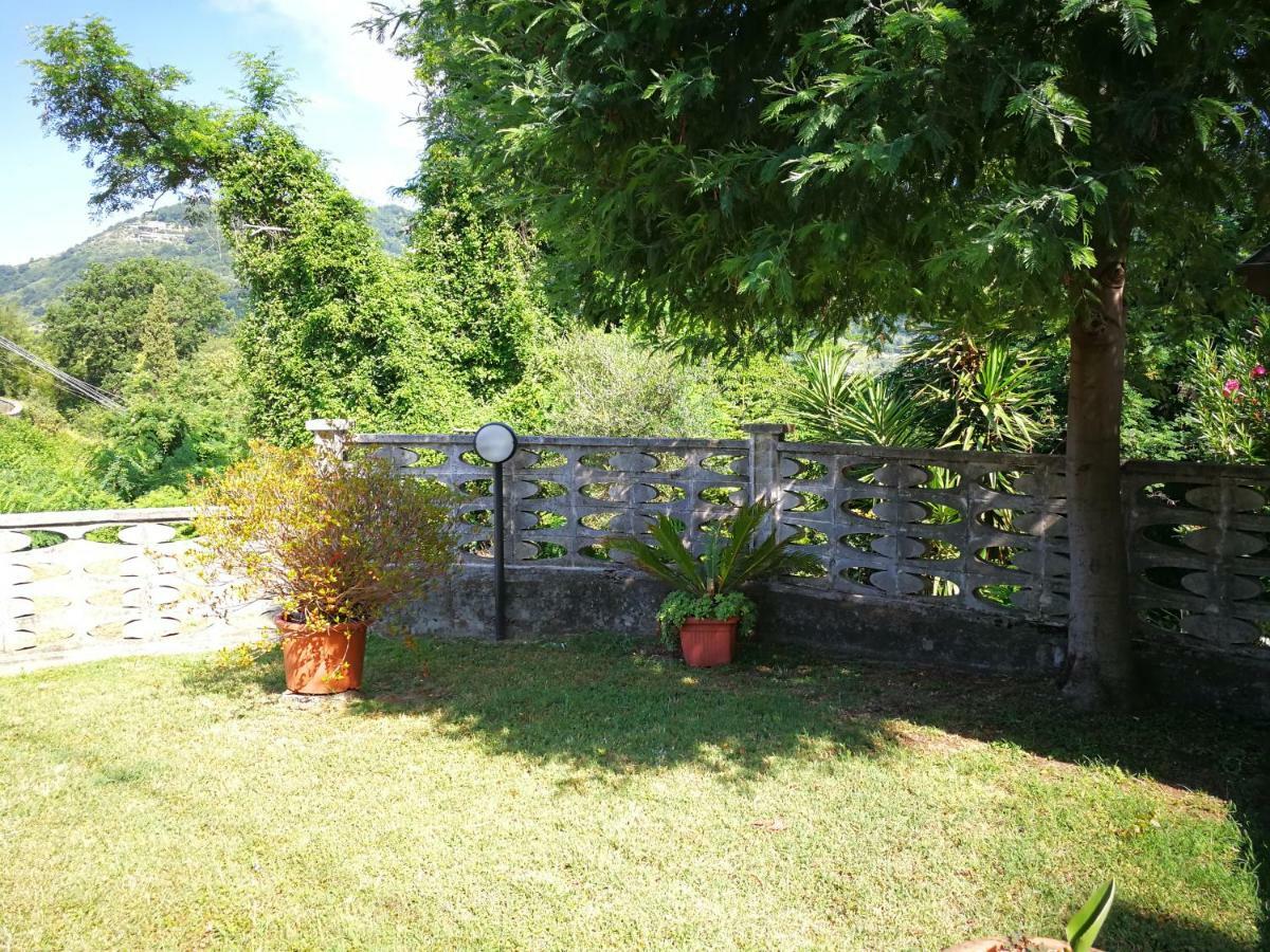 Da Adria Al Corvenale - Casa Vacanze Carrara - Villa Luaran gambar